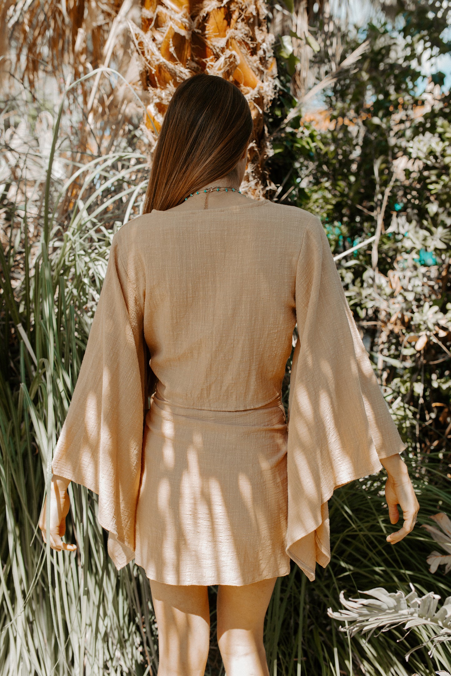 beige
