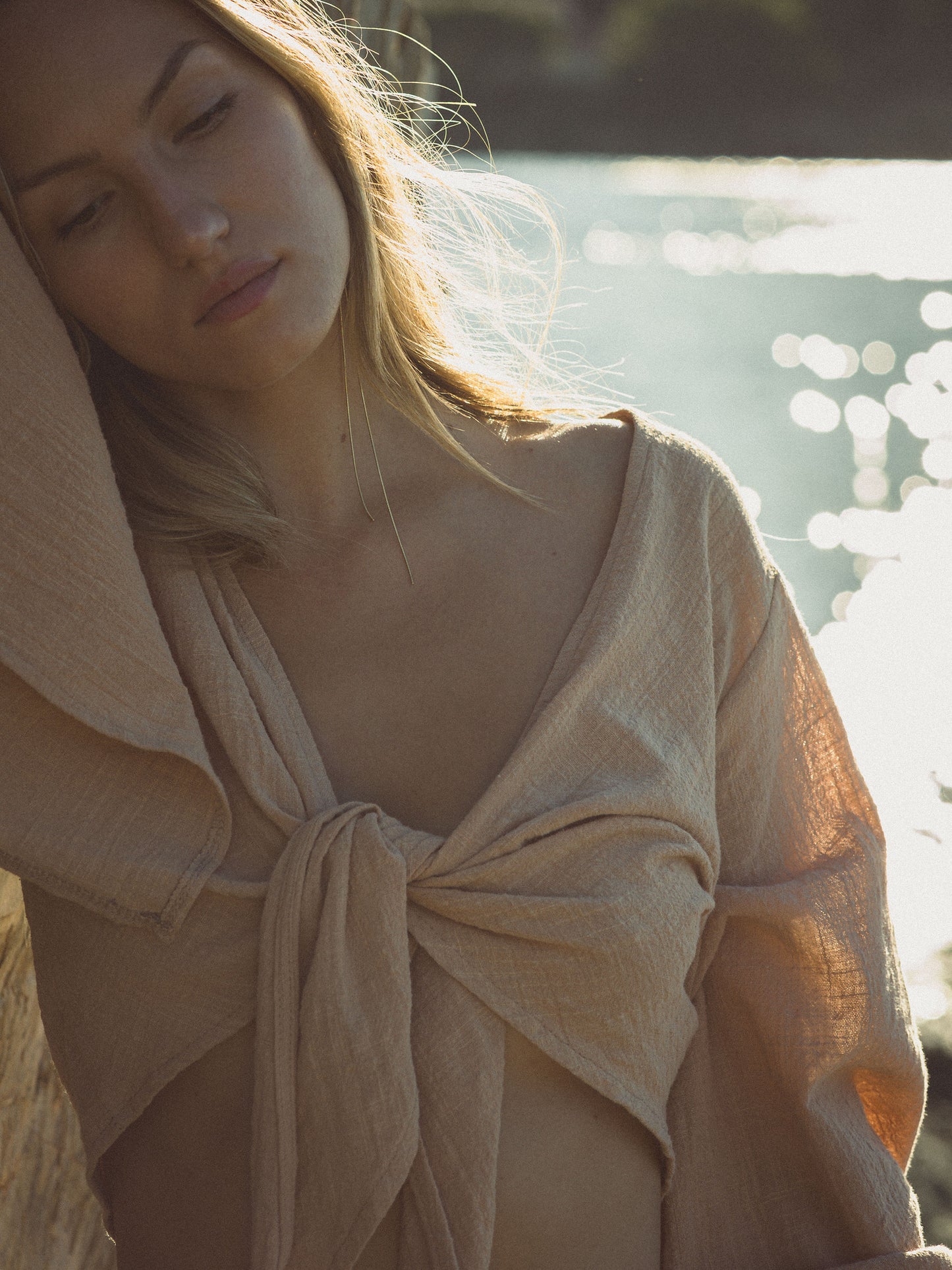beige