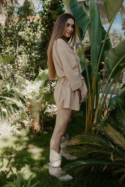 beige